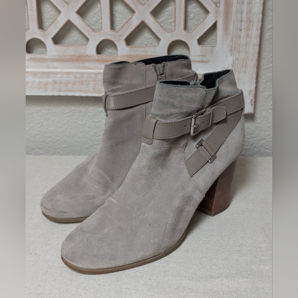 Cole Haan grey suede ankle boots women's size 9 block heel side zip moto casual